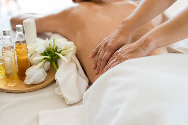 Ready to Unwind and De-stress? Explore Florida's Premier Massage Therapists Now!